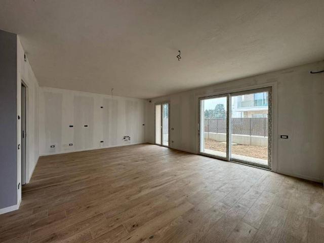 Villa Indipendente in vendita a Azzano San Paolo, Lombardia