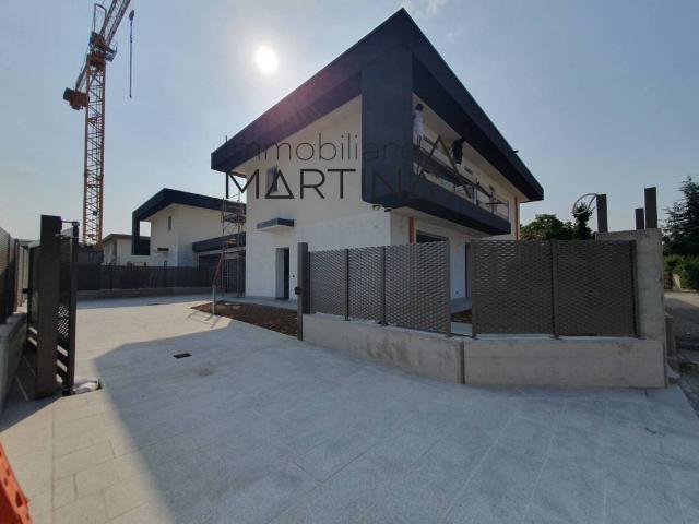 Villa Indipendente in vendita a Azzano San Paolo, Lombardia