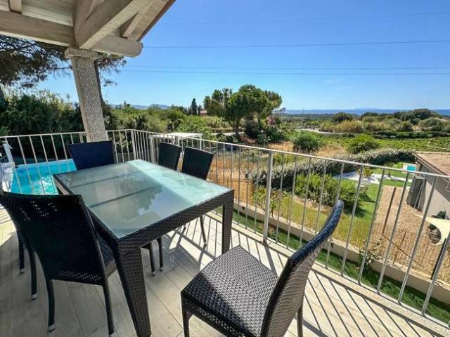 Villa Indipendente in vendita a Badesi, Sardigna/Sardegna