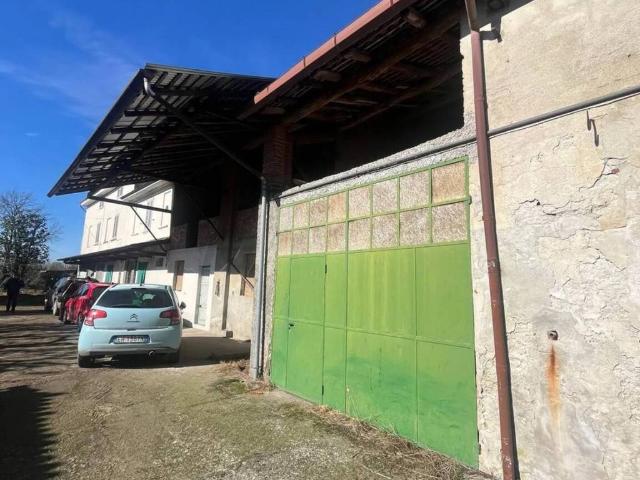 Villa Indipendente in vendita a Badia Pavese, Lombardia