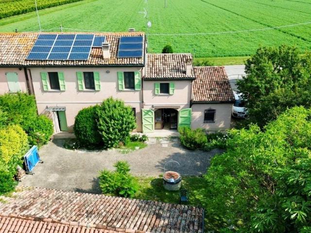 Villa Indipendente in vendita a Unione dei comuni della Bassa Romagna, Bagnacavallo