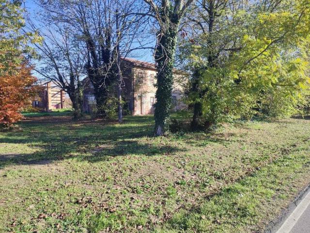 Villa Indipendente in vendita a Unione dei comuni della Bassa Romagna, Bagnacavallo
