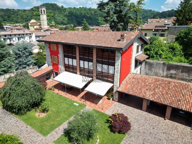 Villa Indipendente in vendita a Bagnatica, Lombardia