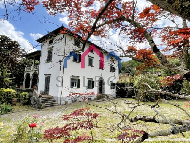 Villa Indipendente in vendita a Unione dei comuni Media Valle del Serchio, Ponte A Serraglio