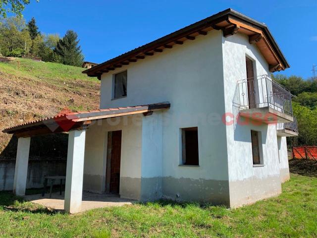 Villa Indipendente in vendita a Unione dei comuni Media Valle del Serchio, Ponte A Serraglio