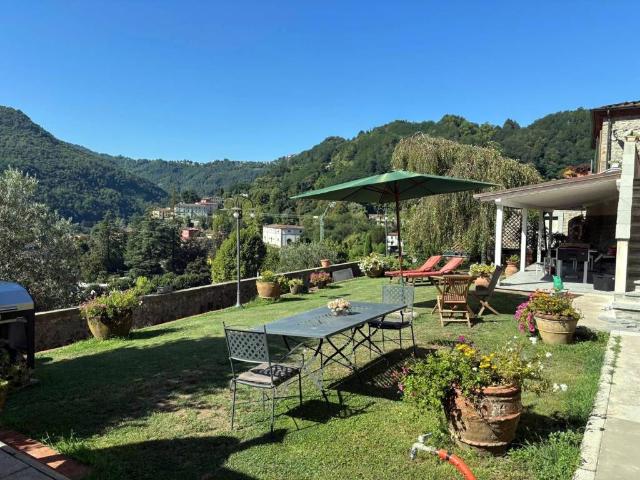 Villa Indipendente in vendita a Unione dei comuni Media Valle del Serchio, Ponte A Serraglio