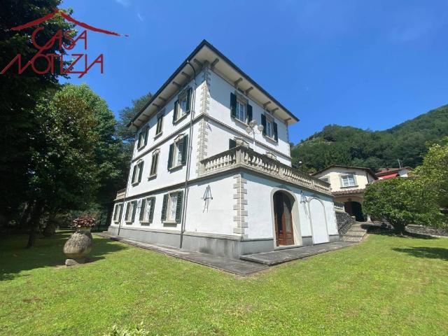 Villa Indipendente in vendita a Unione dei comuni Media Valle del Serchio, Ponte A Serraglio