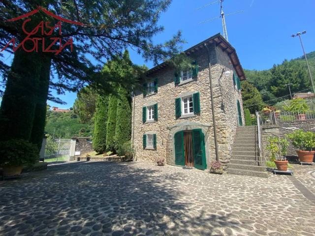 Villa Indipendente in vendita a Unione dei comuni Media Valle del Serchio, Ponte A Serraglio