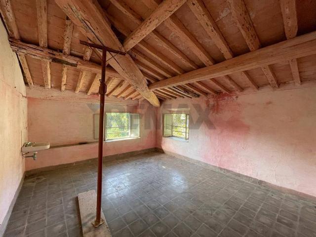 Villa Indipendente in vendita a Unione dei comuni Media Valle del Serchio, Ponte A Serraglio