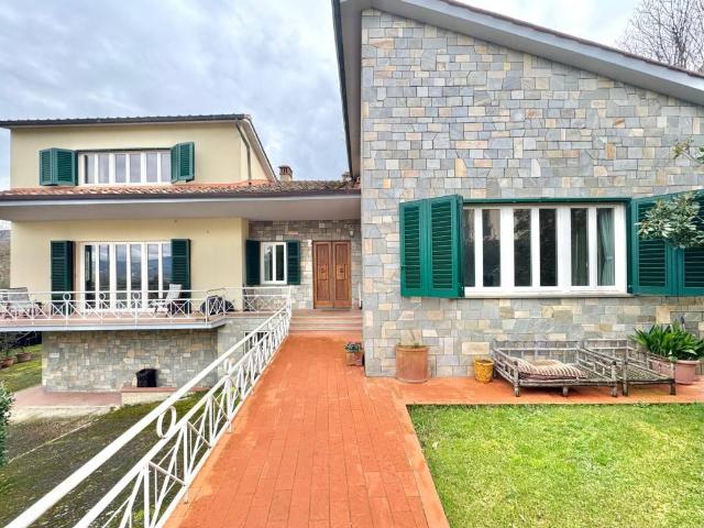 Villa Indipendente in vendita a Quarto, Bagno A Ripoli