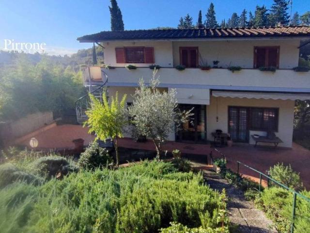 Villa Indipendente in vendita a Bagno A Ripoli, Toscana
