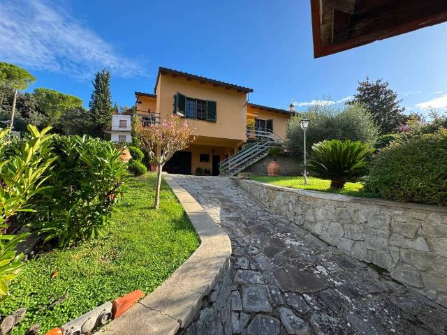 Villa Indipendente in vendita a Meoste, Bagno A Ripoli