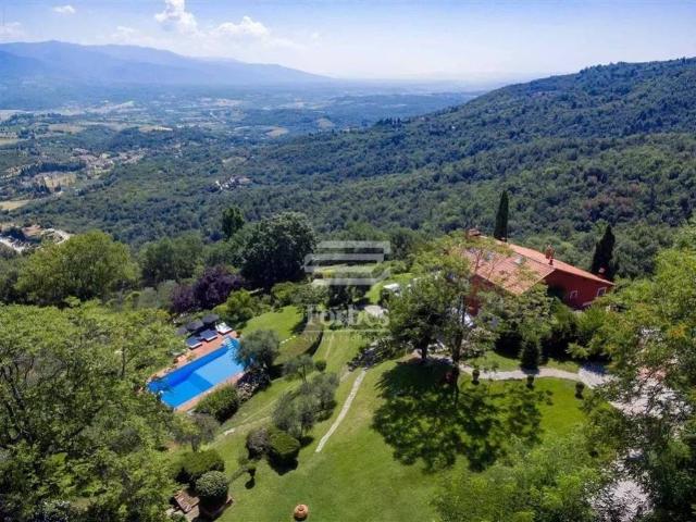 Villa Indipendente in vendita a La Fonte, Bagno A Ripoli