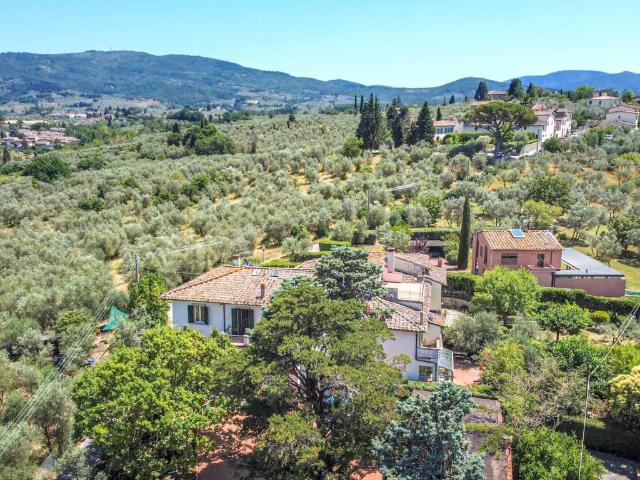 Villa Indipendente in vendita a La Torre, Bagno A Ripoli