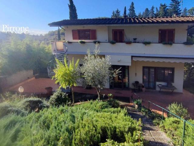 Villa Indipendente in vendita a Bagno A Ripoli, Toscana
