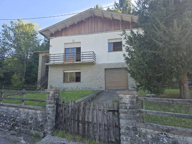 Villa Indipendente in vendita a Bagno Di Romagna, Reggio Emilia