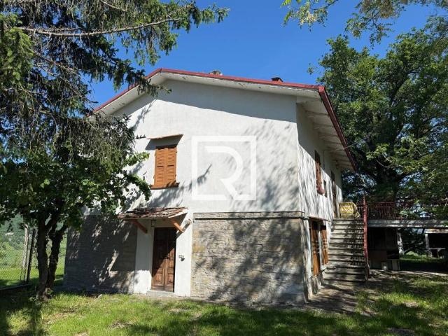 Villa Indipendente in vendita a Bagno Di Romagna, Reggio Emilia