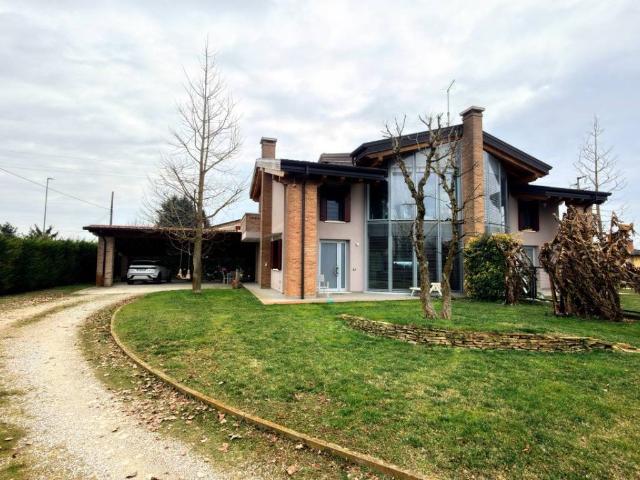 Villa Indipendente in vendita a Conselve, Veneto