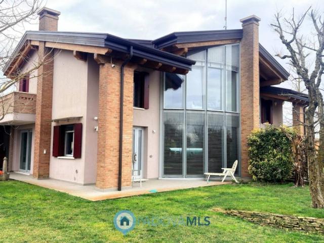 Villa Indipendente in vendita a Conselve, Veneto