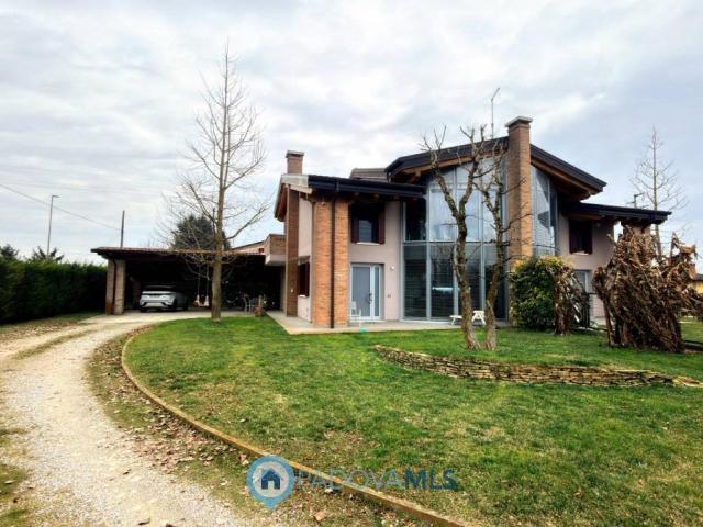 Villa Indipendente in vendita a Conselve, Veneto