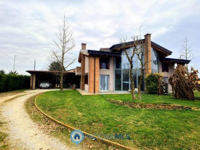 Villa Indipendente in vendita a Bagnoli Di Sopra, Veneto