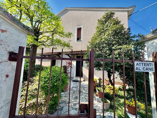 Villa Indipendente in vendita a Bagnolo Mella, Lombardia