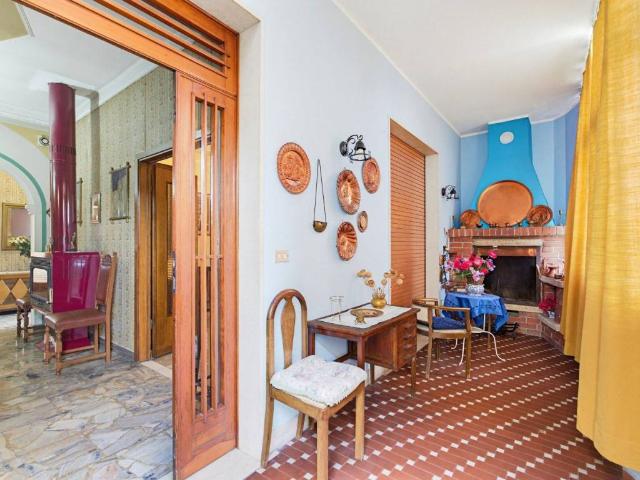 Villa Indipendente in vendita a Bagnolo Mella, Lombardia