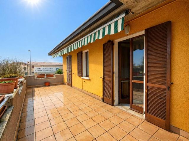 Villa Indipendente in vendita a Bagnolo Mella, Lombardia