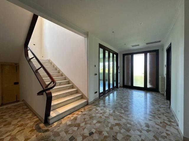 Villa Indipendente in vendita a Bagnolo Mella, Lombardia