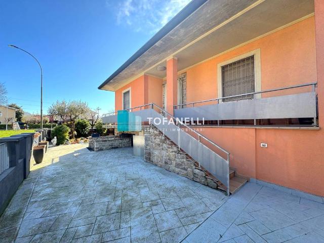 Villa Indipendente in vendita a Bagnolo Mella, Lombardia