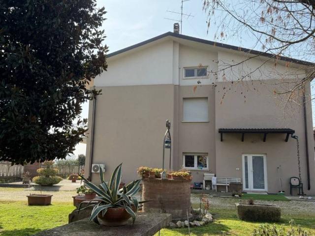 Villa Indipendente in vendita a Ponte Travetti, Bagnolo San Vito