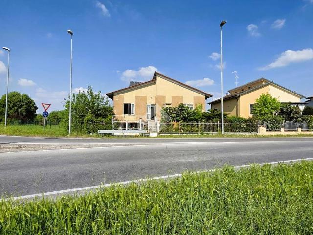 Villa Indipendente in vendita a San Biagio, Bagnolo San Vito