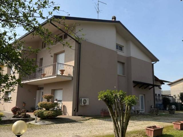 Villa Indipendente in vendita a Ponte Travetti, Bagnolo San Vito