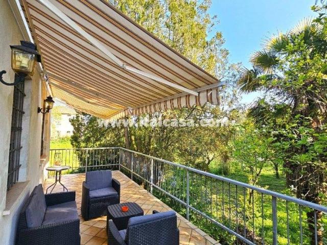 Villa Indipendente in vendita a Bagnolo San Vito, Lombardia