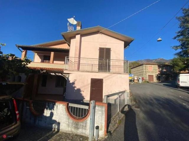 Villa Indipendente in vendita a Unione di comuni Montana Lunigiana, Bagnone