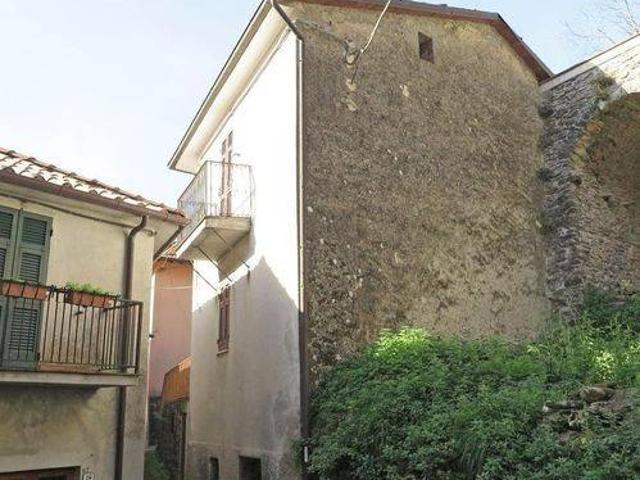 Villa Indipendente in vendita a Unione di comuni Montana Lunigiana, Bagnone