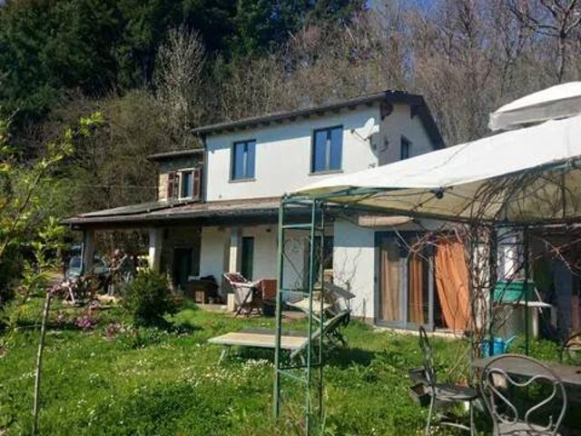 Villa Indipendente in vendita a Unione di comuni Montana Lunigiana, Bagnone