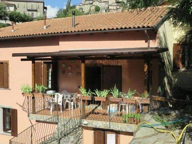 Villa Indipendente in vendita a Unione di comuni Montana Lunigiana, Bagnone
