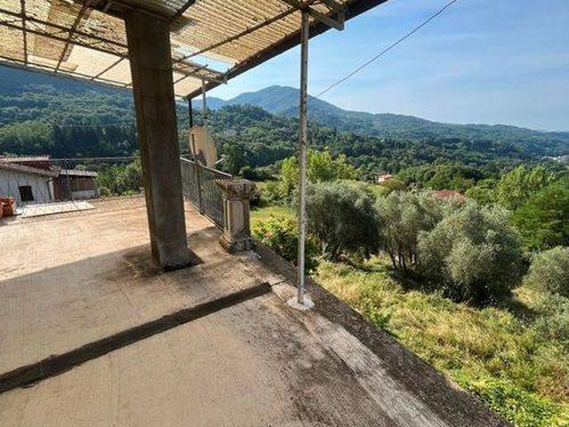 Villa Indipendente in vendita a Unione di comuni Montana Lunigiana, Bagnone