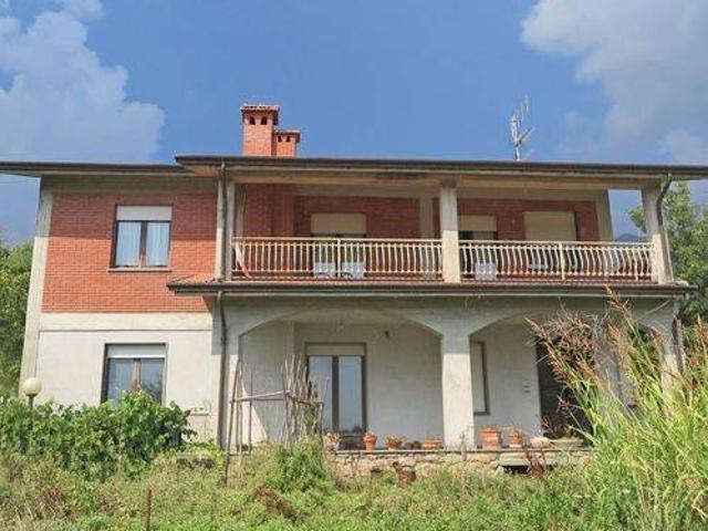 Villa Indipendente in vendita a Unione di comuni Montana Lunigiana, Bagnone