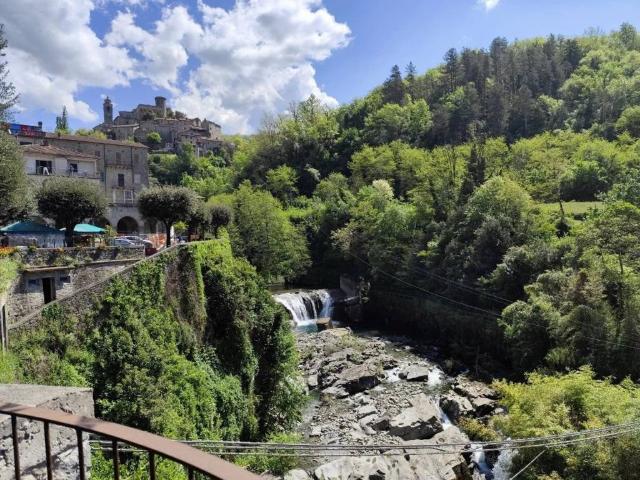 Villa Indipendente in vendita a Nezzana, Bagnone