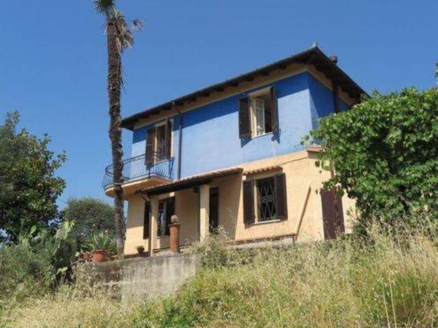 Villa Indipendente in vendita a Unione di comuni Montana Lunigiana, Bagnone