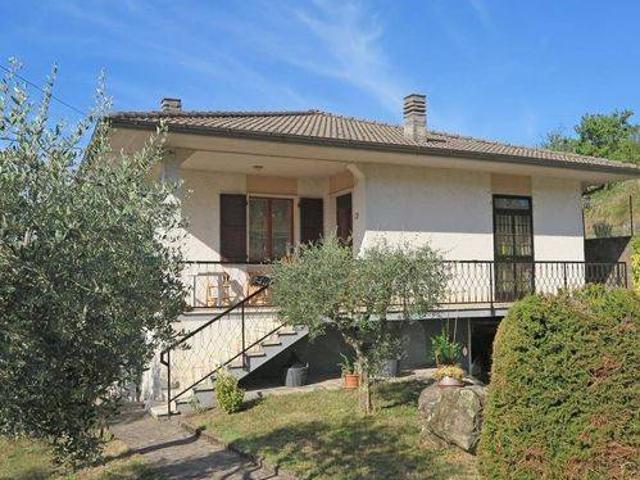 Villa Indipendente in vendita a Unione di comuni Montana Lunigiana, Bagnone