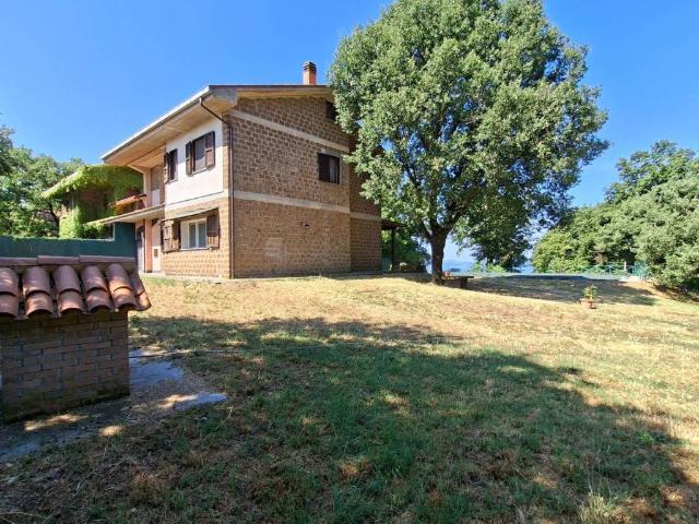 Villa Indipendente in vendita a Bagnoregio, Lazio