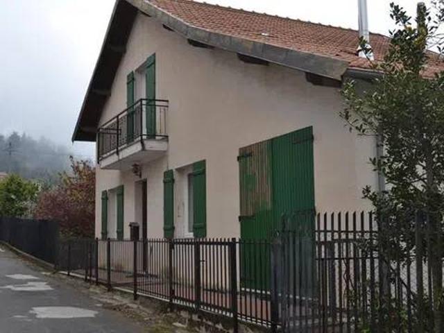 Villa Indipendente in vendita a Bajardo, Liguria
