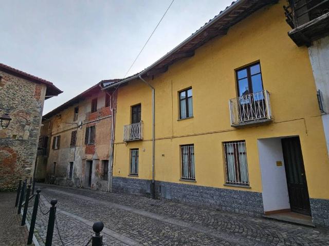 Villa Indipendente in vendita a Unione Montana di Comuni delle Valli di Lanzo, Ceronda e Casternone, Piemonte
