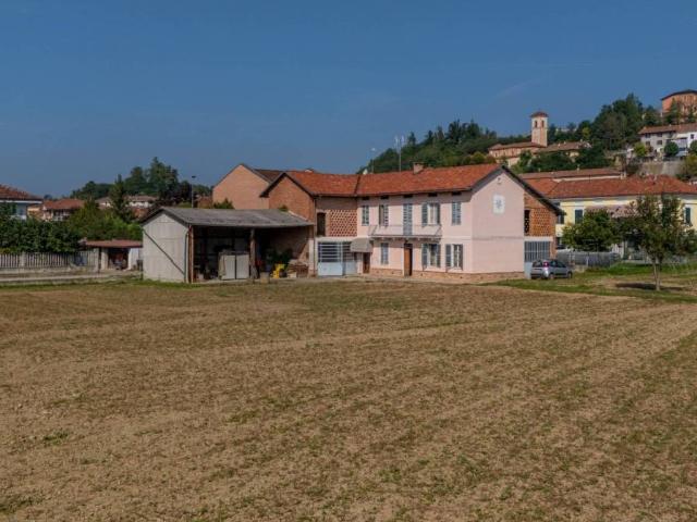 Villa Indipendente in vendita a Piemonte, Asti
