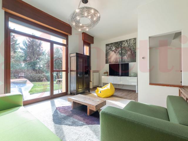 Villa Indipendente in vendita a Il Pilonetto, Piemonte