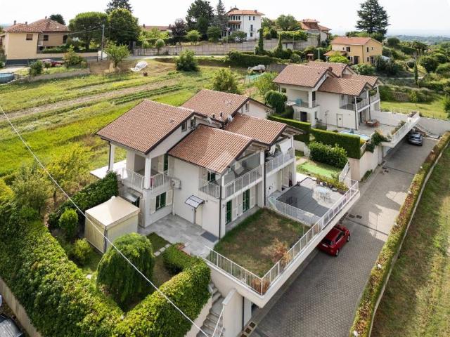 Villa Indipendente in vendita a Il Pilonetto, Piemonte