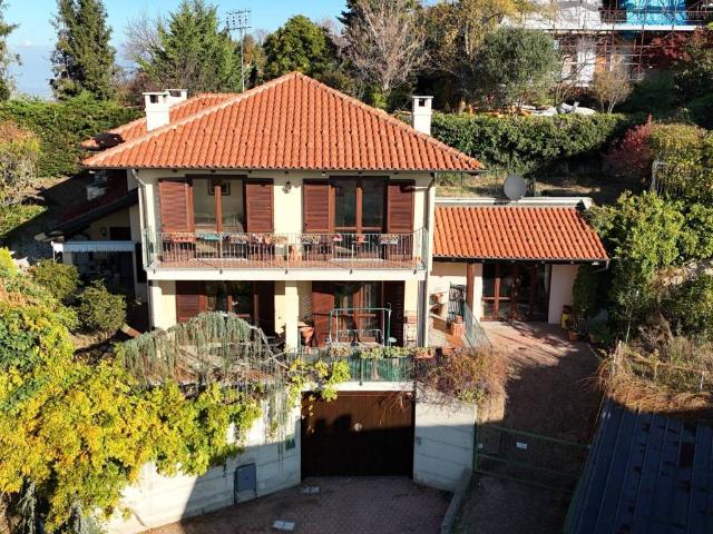 Villa Indipendente in vendita a Il Pilonetto, Piemonte